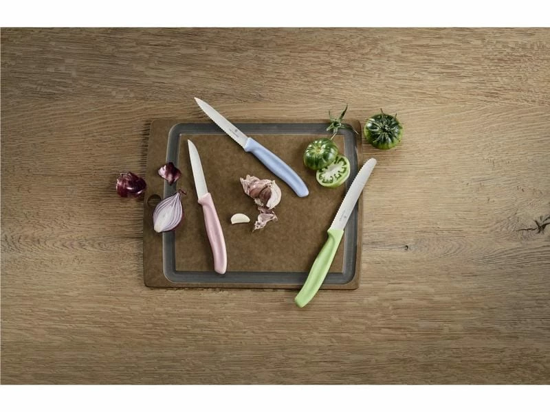 Victorinox Gemüsemesser Trend Colors 3-teilig, Blau/Grün/Rosa 2 Victorinox Gemüsemesser Trend Colors 3-teilig, Blau/Grün/Rosa – Bild 2