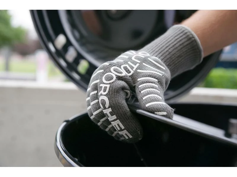 Outdoorchef Grillhandschuh Grau/Weiss 3 Outdoorchef Grillhandschuh Grau/Weiss – Bild 3